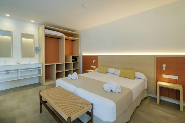 Junior Suite, Studio, King Bed، Cala Ferrera Hotel 5/10