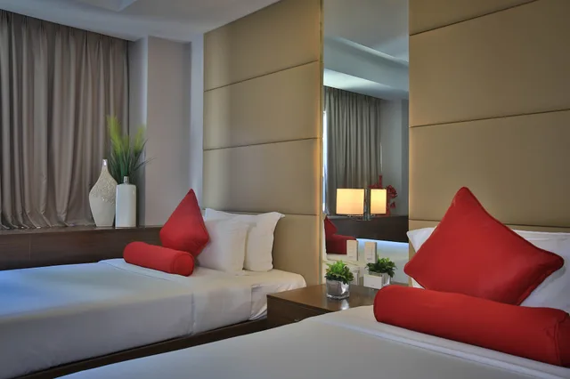 غرفة بريميير بسريرين منفصلين، Valero Grand Suite By Swiss-Belhotel Makati 4/8