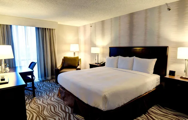 غرفة بريميوم بسرير مزدوج، Radisson Hotel Fort Worth North-Fossil Creek 1/1