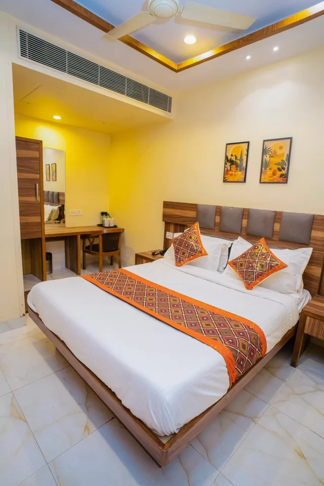 غرفة ديلوكس، Hotel Golden Oasis Delhi 2/2