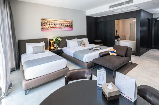 Supreme Bathtub، S Ratchada Leisure Hotel 1/2