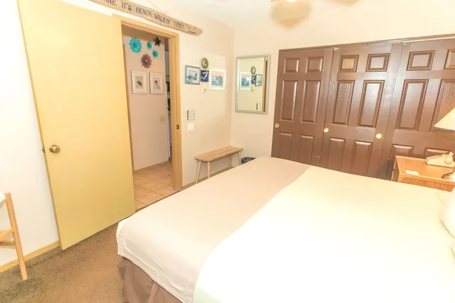 1 Bedroom, Premium, King Bed, Murphy Bed, Ocean View, Kitchen، The Grey Gull 2/4