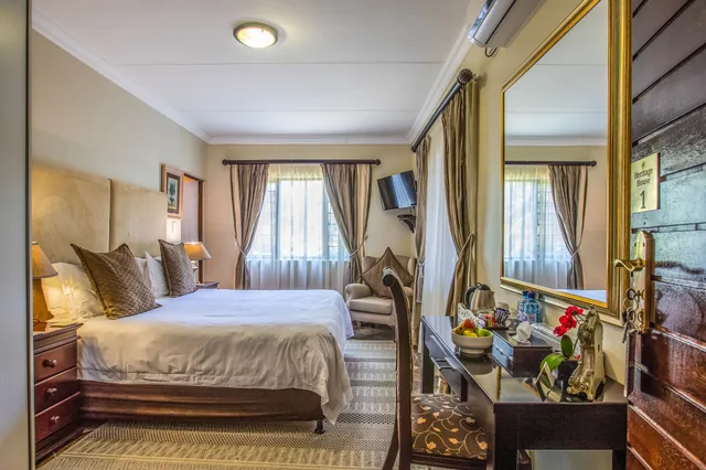 غرفة قياسية بسرير كينج، At Heritage House 3/3