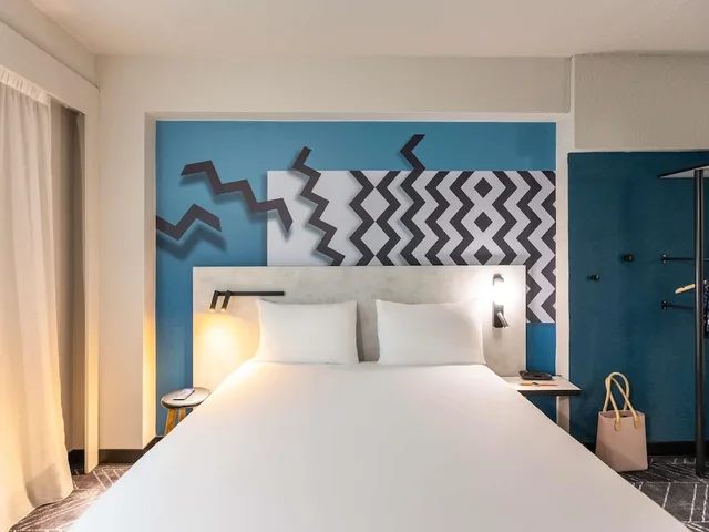 غرفة سوبيريور بسرير كوين مع أريكة، ibis Styles Bordeaux Meriadeck 4/6