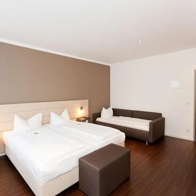 غرفة ثلاثية بسرير فردي، MANHATTAN HOTEL 7/10