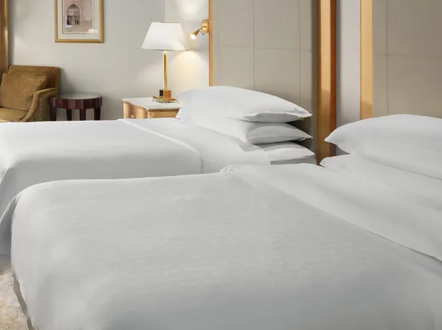 غرفة كلوب بسريرين منفصلين للمدخنين، فندق وأبراج شيراتون الدمام(Sheraton Dammam Hotel & Convention Centre) 3/4