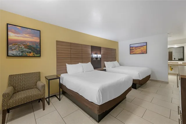 غرفة بسريرين كوين يُسمح فيها بالحيوانات الأليفة لذوي الإعاقة، Best Western Santa Rosa Inn 6/10