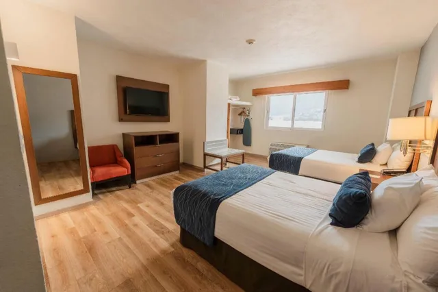 غرفة بسريرين مزدوجين لذوي الإعاقة، Comfort Inn Monterrey Valle 2/3