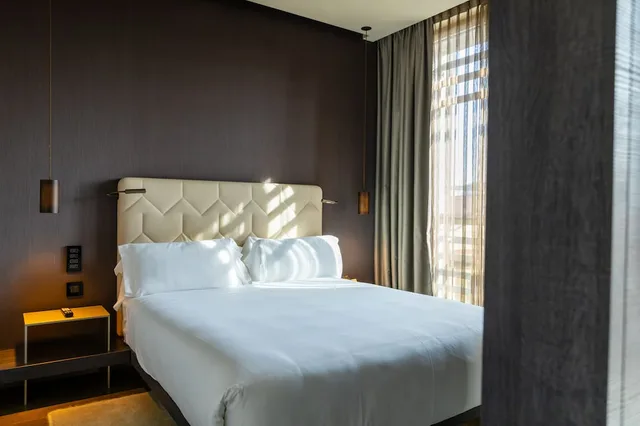 جناح جونيور بسرير مزدوج بشرفة، HOTEL VIU MILAN 1/2