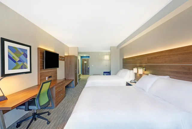 جناح تنفيذي بسريرين كوين، Holiday Inn Express Hotel Suites Woodstock South 1/4