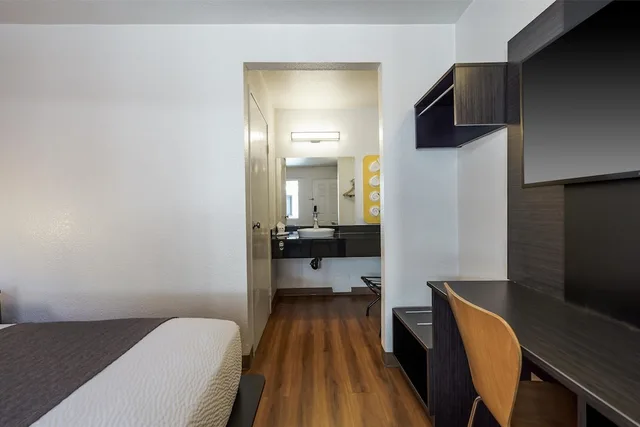 غرفة قياسية بسرير كوين، Motel6 Fremont, CA – North 6/9