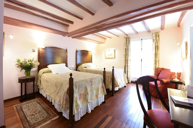 Room, Hot Tub, Las Casas De La Juderia Sevilla 1/2