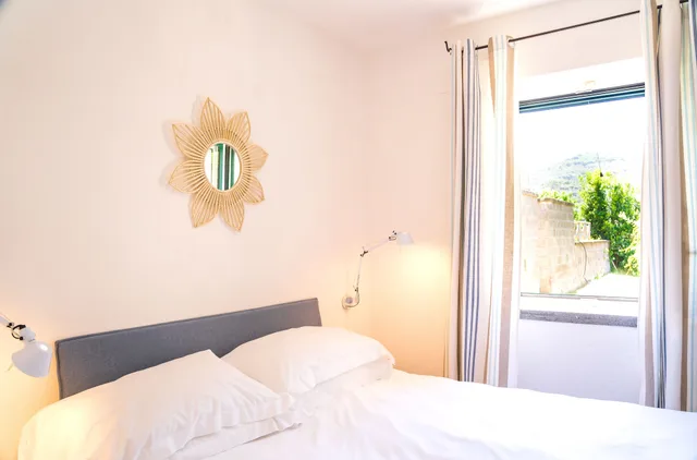 شقة بسريرين كوين، Relais Regina Giovanna 1/5