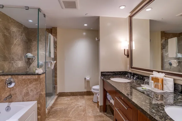 جناح بسريرين كينج بإطلالة على البحر بـ3 غرف نوم مع أريكة، OUTRIGGER Honua Kai Resort & Spa 10/10