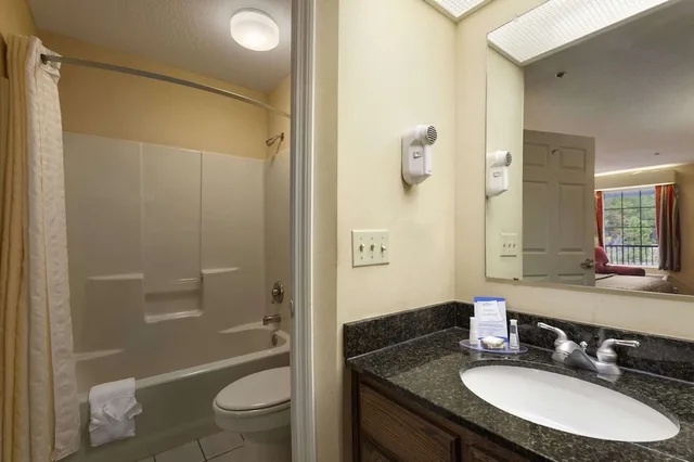 غرفة قياسية بسرير كينج، Baymont by Wyndham Dublin 5/6
