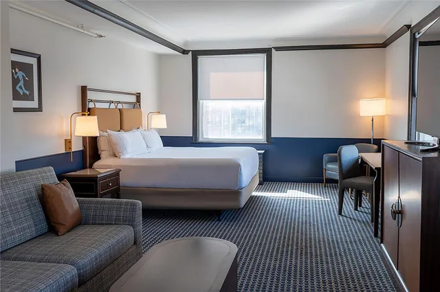جناح استوديو بسرير كينج مع أريكة، Hilton Orrington / Evanston 1/7