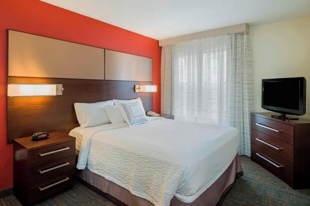 جناح ركني بغرفتي نوم، Residence Inn Boston Framingham 2/6