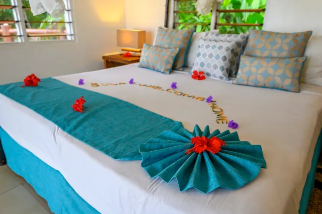 Deluxe Pool Bure، Tropica Island Resort 1/1