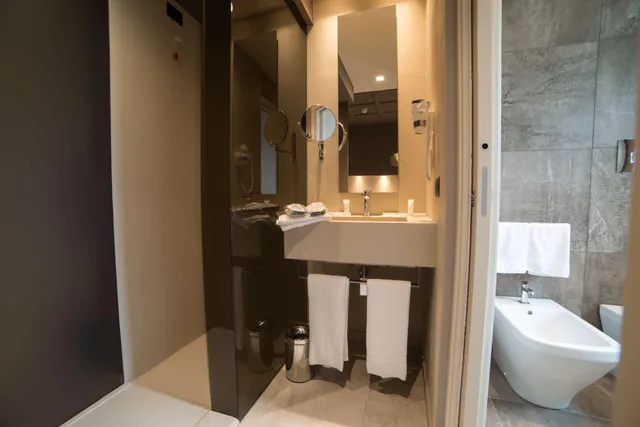 غرفة سوبيريور بسرير مزدوج بإطلالة على البحر، Best Western Plus Hotel Terre di Eolo 3/5