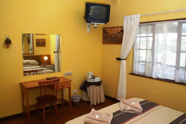 Flintstones Guest House Durban، ديربان 46/52