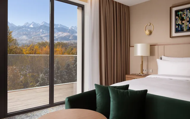 جناح تنفيذي بإطلالة على الجبل، Swissotel Wellness Resort Alatau Almaty 5/9