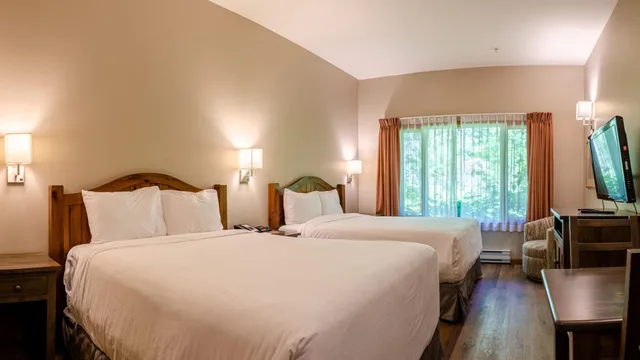 1 Bedroom, Family Suite, 2 Queen Beds, Sofa, Nancy Greene's Cahilty Lodge 2/10