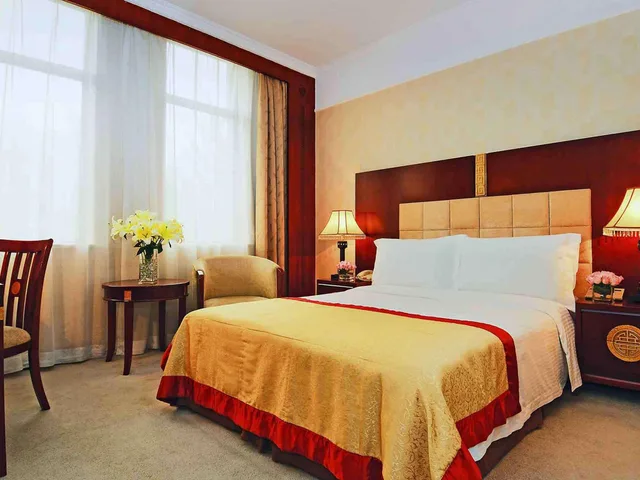 غرفة سوبيريور بسرير كوين، Grand Mercure On Renmin Square 2/8