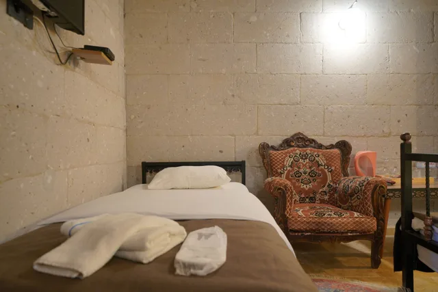 Cave, Double Bed، View Cave Hotel 6/10