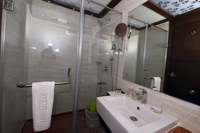 غرفة بسرير مزدوج، Ethnotel 4/5
