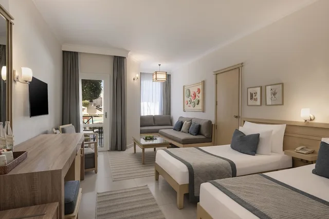 غرفة سوبيريور ديلوكس بسرير مزدوج أو سريرين منفصلين بإطلالة على المسبح، JAZ Casa Del Mar Resort (Ex Iberotel casa Del Mar) 2/7