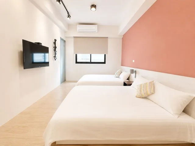 غرفة عائلية رباعية بسريرين مزدوجين، Mo Bnb 1/10