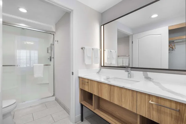 Studio, King Bed, Bay View، Homewood Suites By Hilton San Diego Airport Liberty Station 4/5
