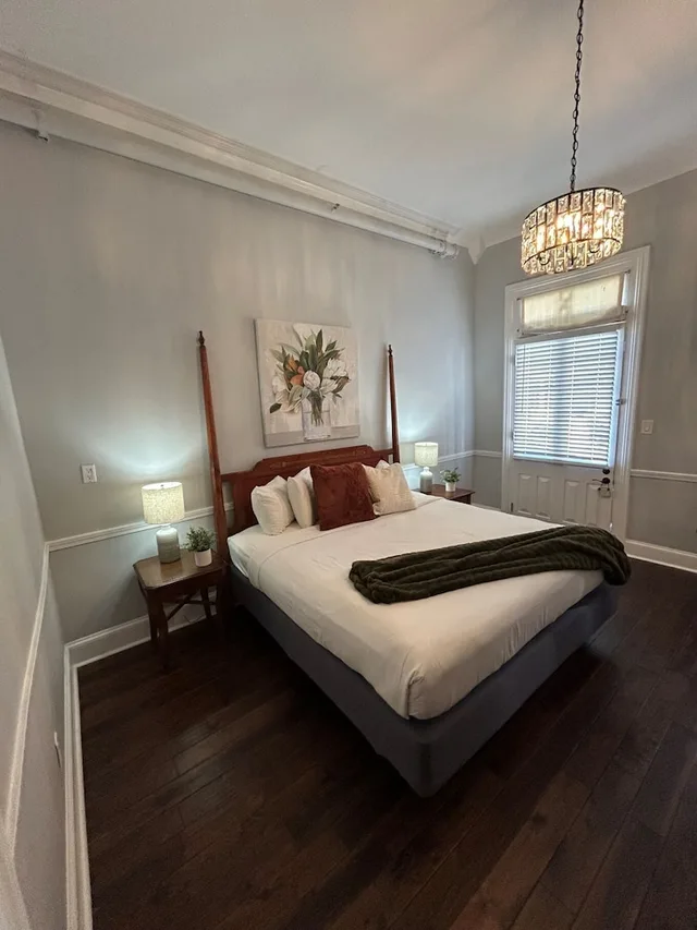 غرفة بريميير بسرير كينج، Hotel St Pierre French Quarter 3/10