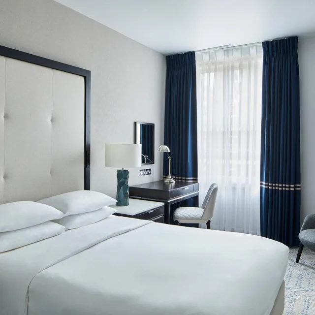 غرفة كلاسيكية بسرير كوين، Marriott London Hotel Grosvenor Square 1/9