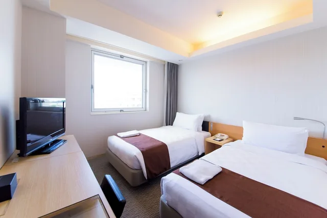 غرفة قياسية بسريرين منفصلين، Naha Tokyu REI Hotel 1/3