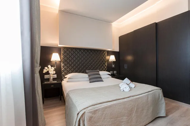 غرفة ديلوكس بسرير كوين بشرفة، Just Hotel Lomazzo Fiera 4/9