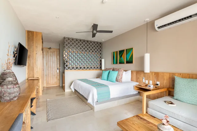 Room, King Bed, Ocean Front, Sofa، Alea Tulum 4/8