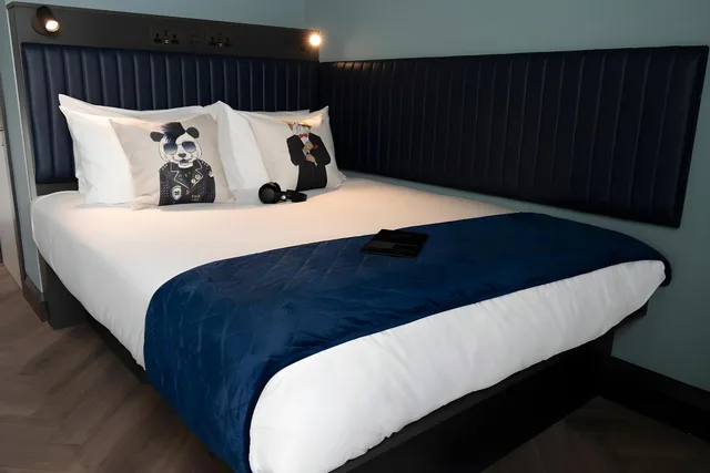 غرفة قياسية ثلاثية، Dublin One Hotel 2/2