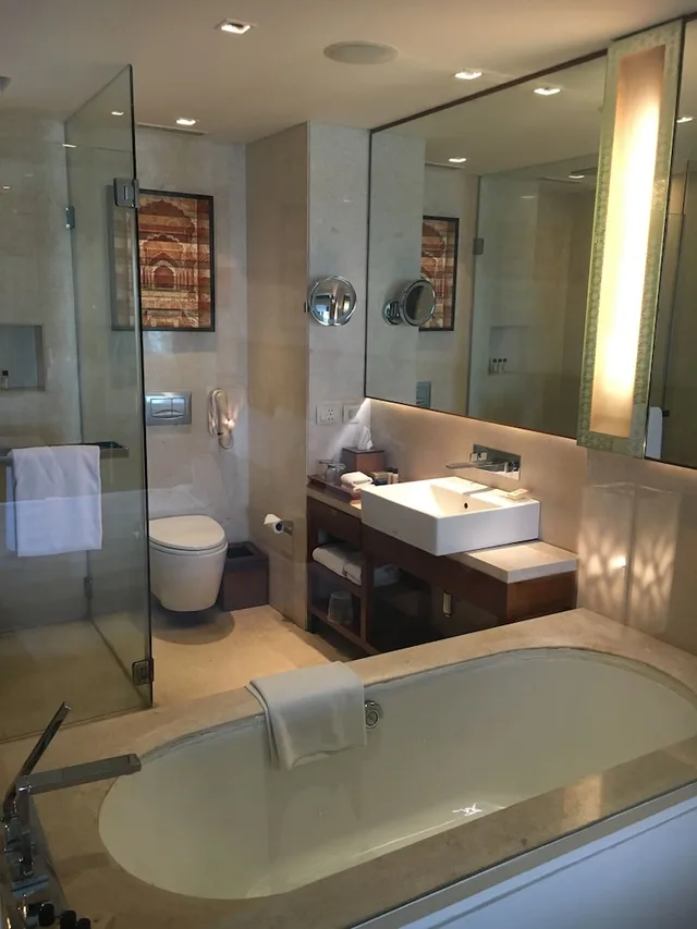 Bliss, Luxury, Suite, King Bed، Taj Surajkund Resort & Spa, Delhi NCR 5/7