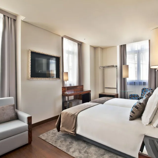 Superior, Triple, Turim Terreiro Do Paco Hotel 1/3