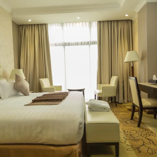 جناح تنفيذي، Getfam Hotel 2/10