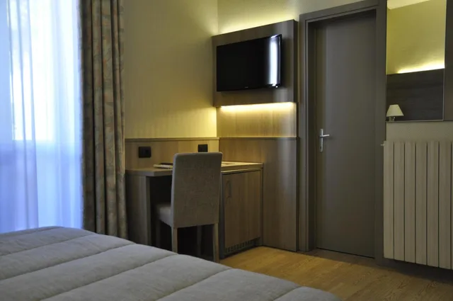 غرفة سوبيريور مفردة، Hotel Est 7/16