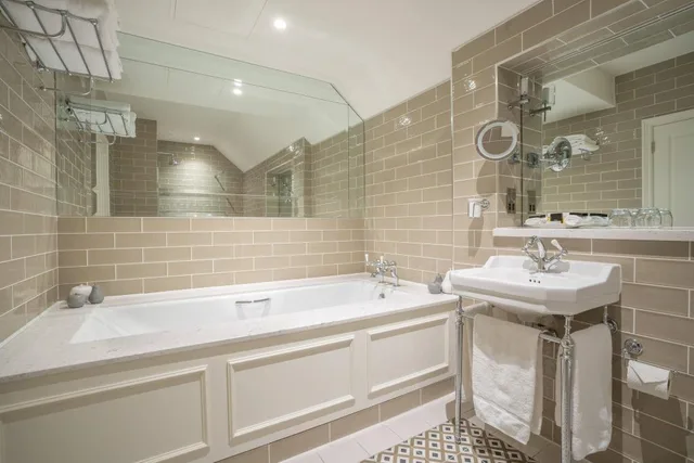 Courtyard, Suite, King Bed, Garden View، Mount Juliet Estate, Autograph Collection 2/2