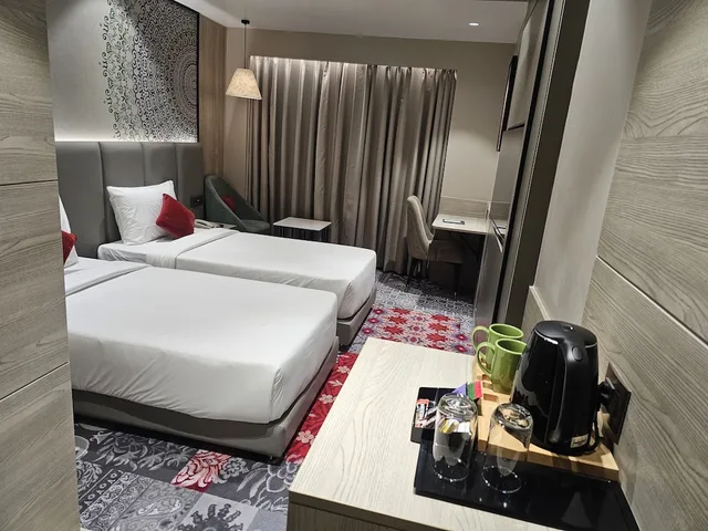 غرفة ديلوكس بسريرين منفصلين، Crystal Inn Hotel 4/6