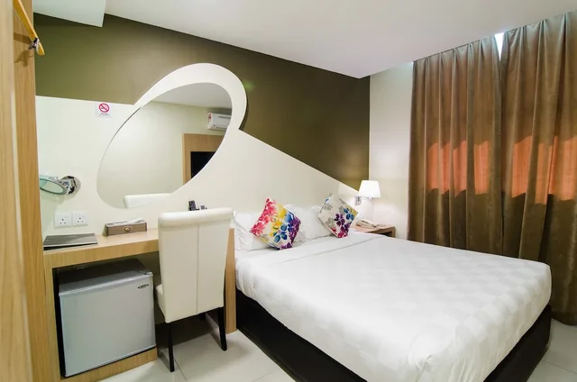 غرفة قياسية بسرير كوين، Mornington Hotel Sitiawan 3/3