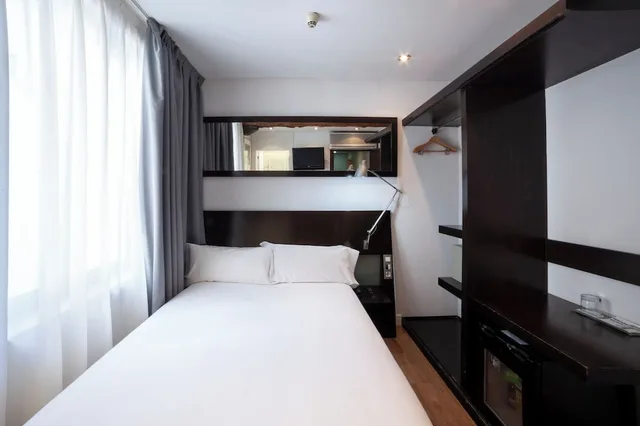 غرفة أساسية مفردة، Petit Palace Arana 5/8