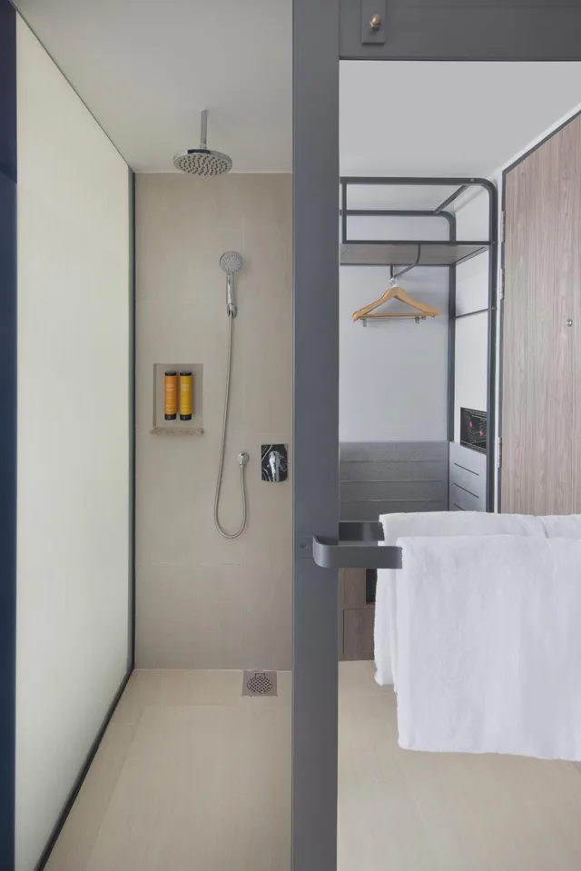 غرفة ثلاثية بسرير فردي، Travelodge Harbourfront Singapore 4/10
