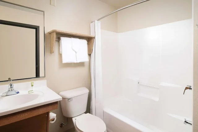 غرفة بسريرين مزدوجين، WoodSpring Suites Spartanburg - Duncan 2/2