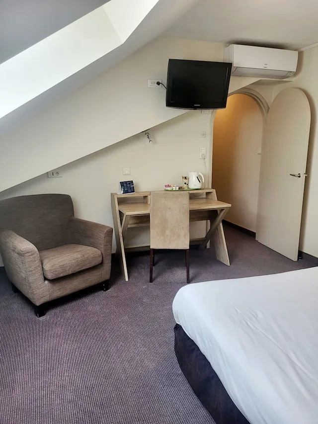 غرفة سوبيريور بسرير مزدوج مع أريكة، Campanile Epinal Centre - Gare 6/10