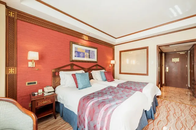غرفة تنفيذية بسريرين منفصلين، Nairobi Serena Hotel 7/10